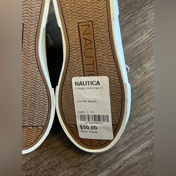 NAUTICA Toddler Boys Size 11‎ Cream/Tan And Navy Logo Accents Lace-Up NWT - Picture 8 of 9